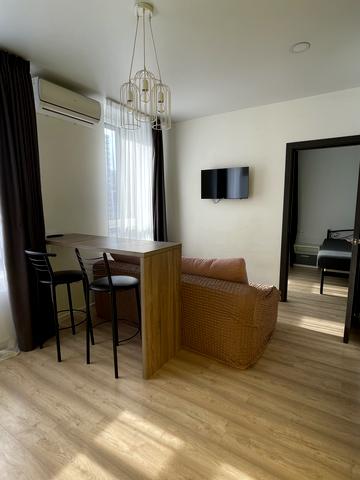 Салютна вул., 2к3