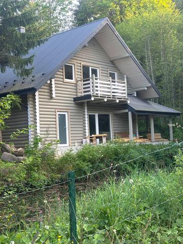 Незалежності, 6