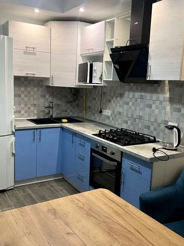 Княгині Ольги вул., 100г