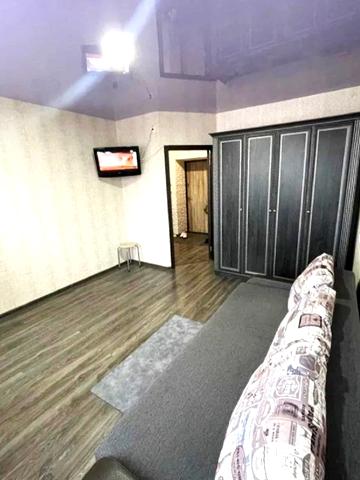 Івана Кожедуба вул., 54