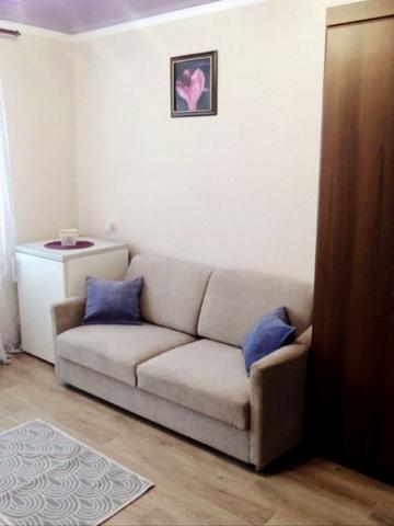 Львівське шосе, 8