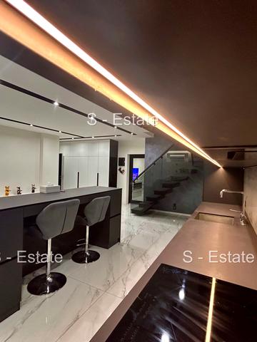 Гвардійців-Широнінців вул., 70-Б