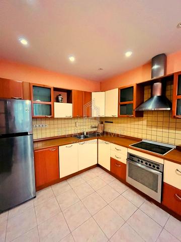 Клінічна вул., 23/25