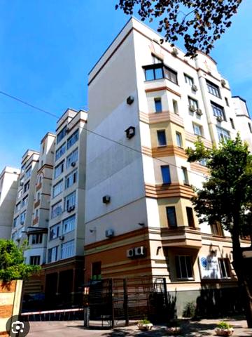 Майка Йогансена вул. (Лермонтовська), 15