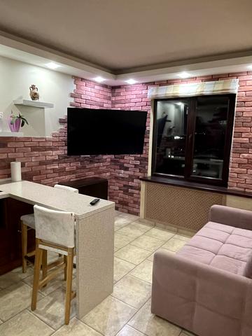 Бакинська вул., 37-Г