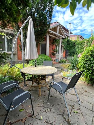 Високовольтна вул., 21