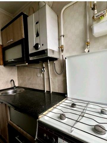 Грушевського вул., 1Б