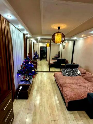 Рахівська вул., 42