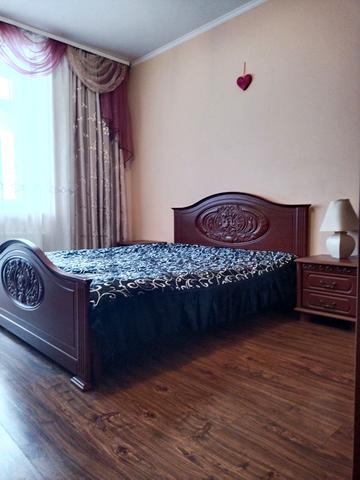 Пасічна вул., 38а