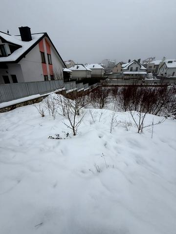 Чорновола вул., 20