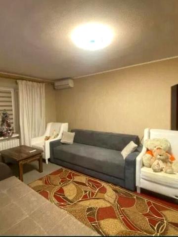 Олександра Поля просп. (Кірова), 11-А