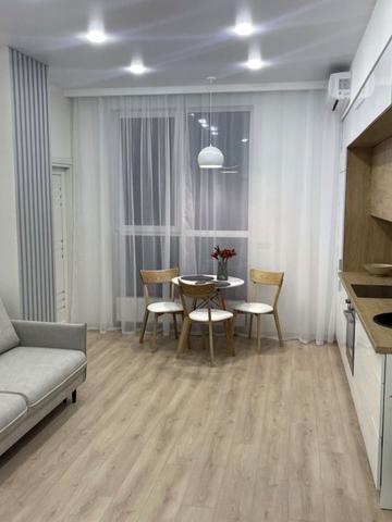 Зоряний бульв., 1м