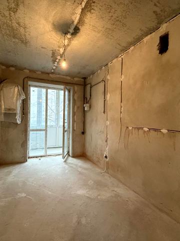 Незалежності вул., 150а