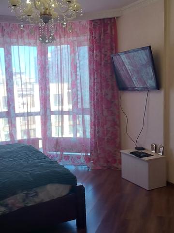 Вячеслава Чорновола вул., 15