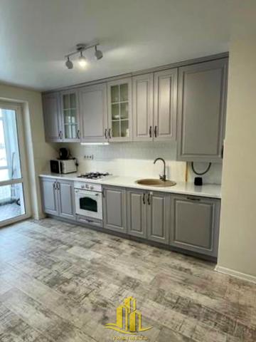 Романа Шухевича вул., 3