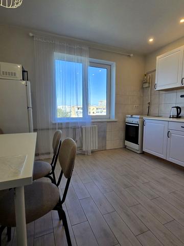 Героїв просп., 40