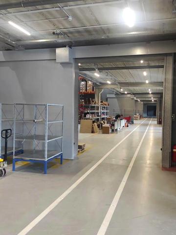 Андріївська вул., 1