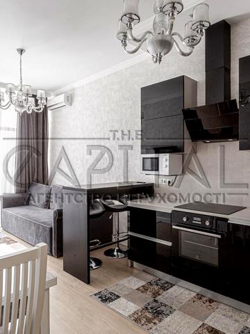 Василя Тютюнника вул. (Анрі Барбюса), 53