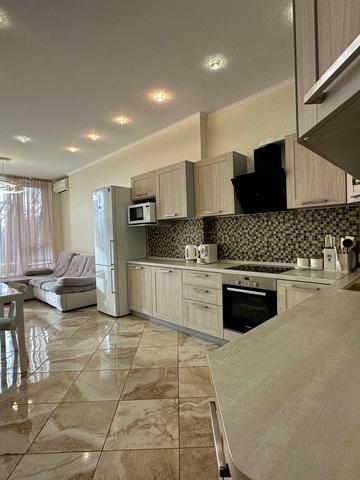 Авіаконструктора Антонова вул., 2-Б