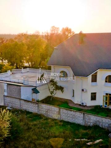 Лісова вул.