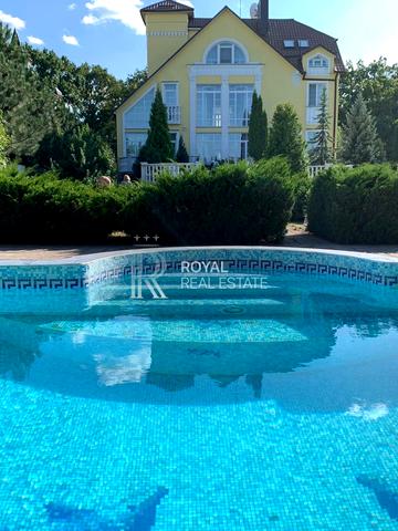 Лісова вул., 48