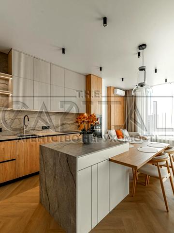 Василя Тютюнника вул. (Анрі Барбюса), 39