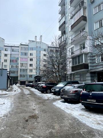 Курінного Чорноти вул., 2 к1