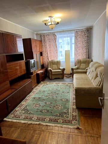 Володимира Івасюка вул., 1