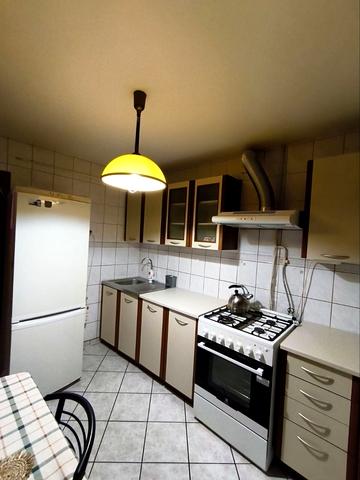 Гетьмана Івана Мазепи вул. (Топольна), 27