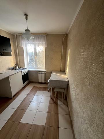 Михайла Донця вул., 11