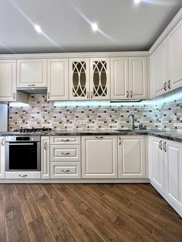 Стрийська вул., 204