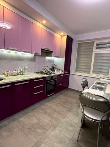 Степана Бандери просп., 36