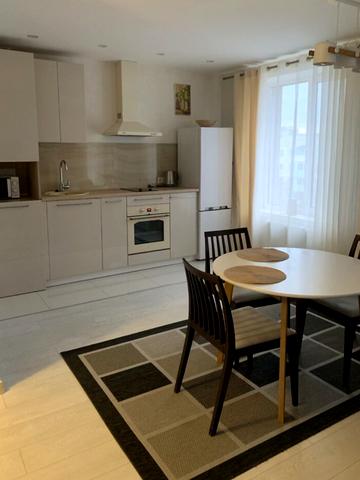 Коломийський пров., 6