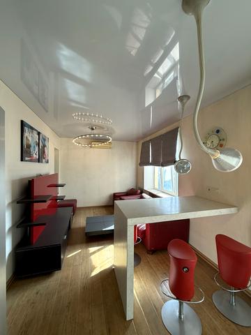 Молочна вул. (Кірова), 11