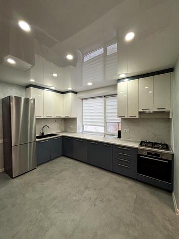 Ярославська вул., 1