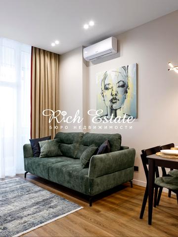 Берестейський просп. (Перемоги), 11 к1