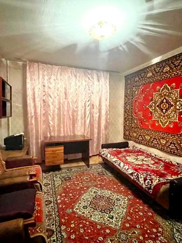 Героїв України просп. (Героїв Сталінграду), 17