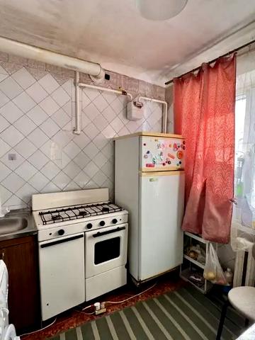 Батумська вул., 7