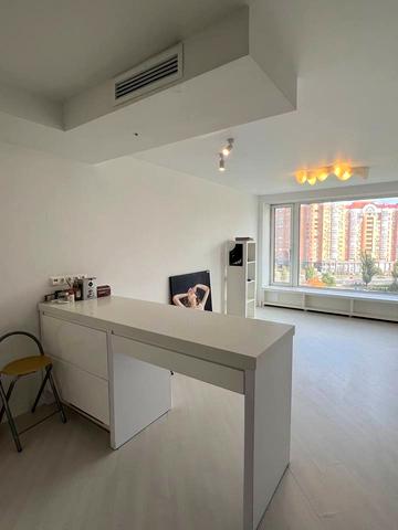 Володимира Івасюка просп. (Героїв Сталінграду), 9-А