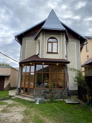 Лесі Українки вул., 11