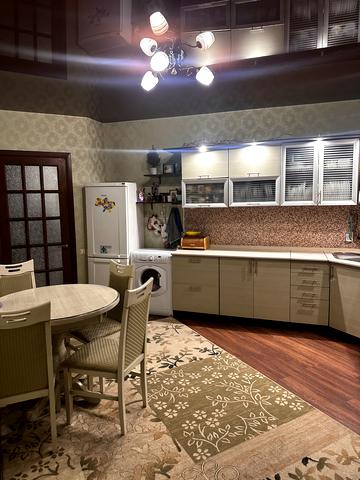 Мечникова вул., 2/1