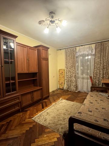 Академіка Шалімова вул. (Героїв Севастополя), 7-Б