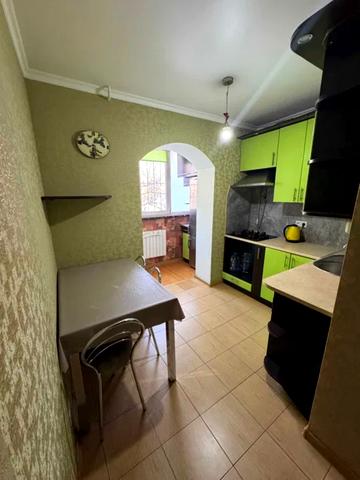 Йорданська вул. (Лайоша Гавро), 24-Б