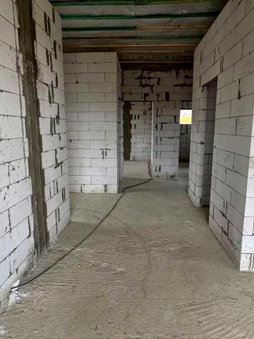 Горянська вул., 32