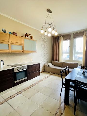 Шота Руставелі вул., 44