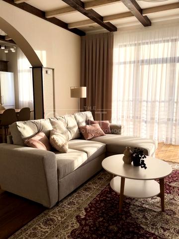 Хрещатик вул. (Kreschatic), 27-Б