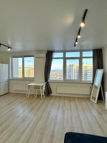 Перлинна вул., 7