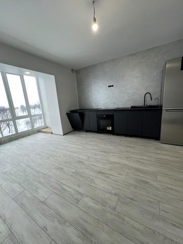 Юності вул., 2