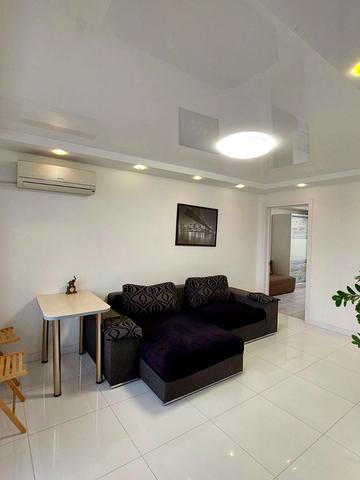 Василя Мельникова вул. (Межлаука), 8