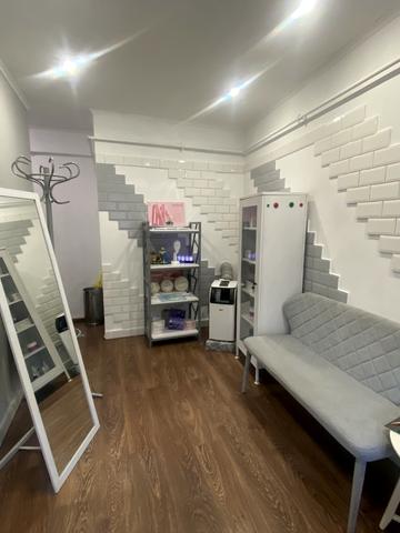 Шандора Петефі пл., 7